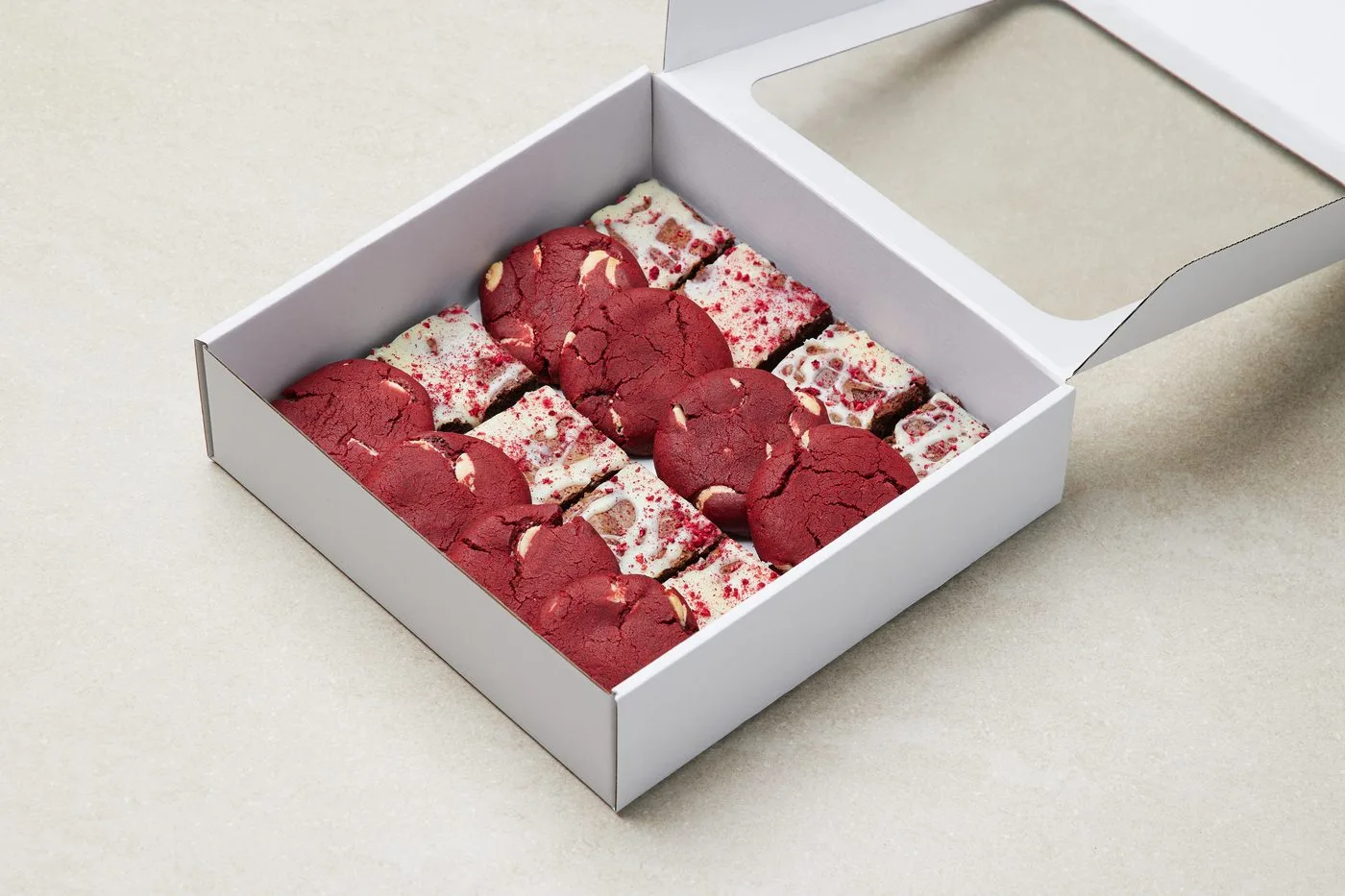 Brownie and red velvet cookies box